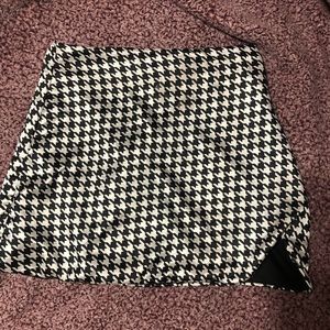 Omighty checkered skirt size L :-)